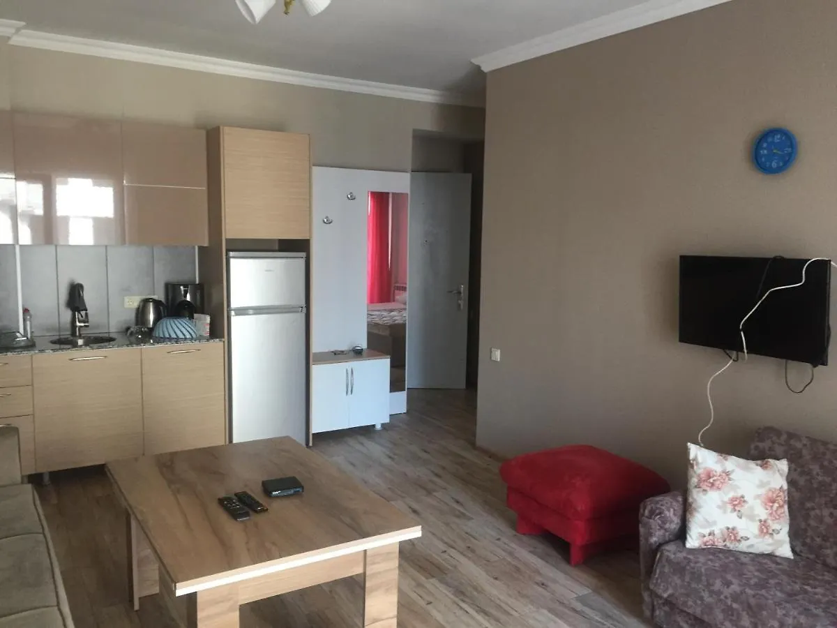 Lb Apartments Батуми